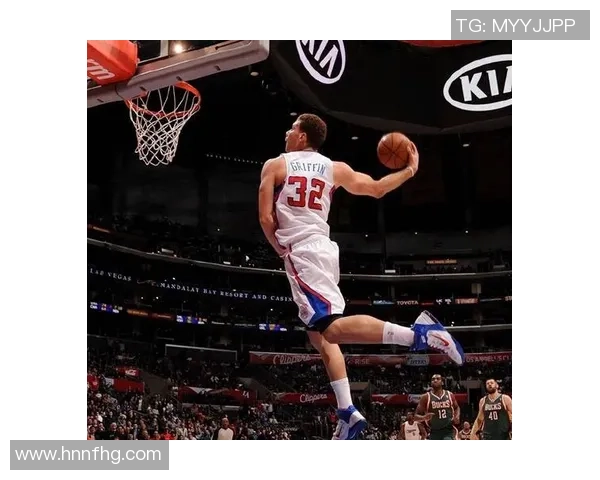 帕尼尼足球球星卡开盒体验 揭秘稀有卡片的隐藏奥秘 帕尼尼足球球星卡开盒体验 揭秘稀有卡片的隐藏奥秘